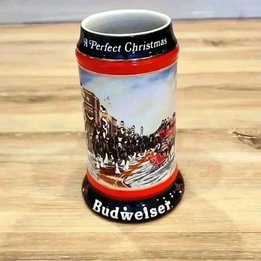 Vintage Budweiser Christmas Stein 1992 (O5.19.3)